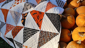 HST Halloween quilt made with Cats, Bats, & Jacks fabric by Riley Blake Designs