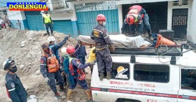 Encuentran cadáver de un motorizado tapiado por el barro en Mérida