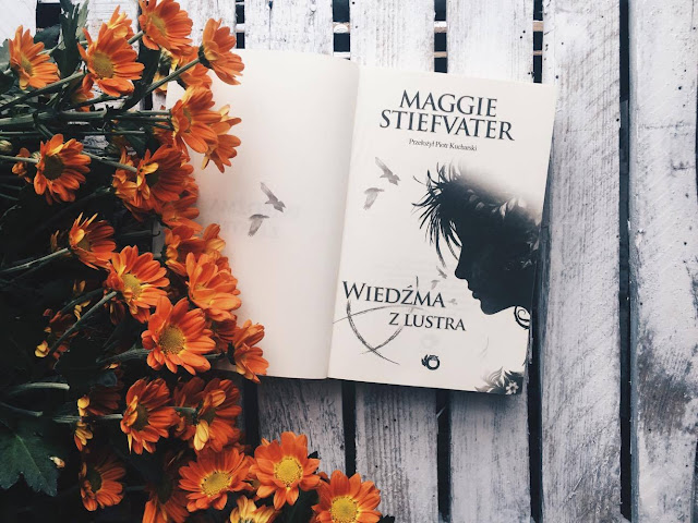 Wiedźma z lustra - Maggie Stiefvater