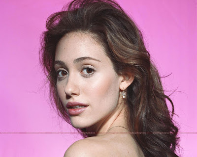 emmy_rossum_hollywood_actress_wallpaper_06_sweetangelonly.com