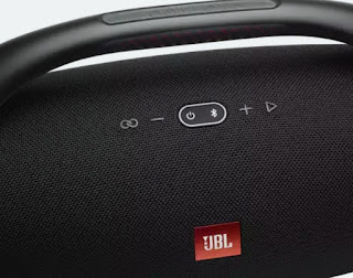 JBL Boombox 2 features