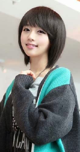 Model Rambut Pendek Sebahu Ala  Korea  Ayeey com