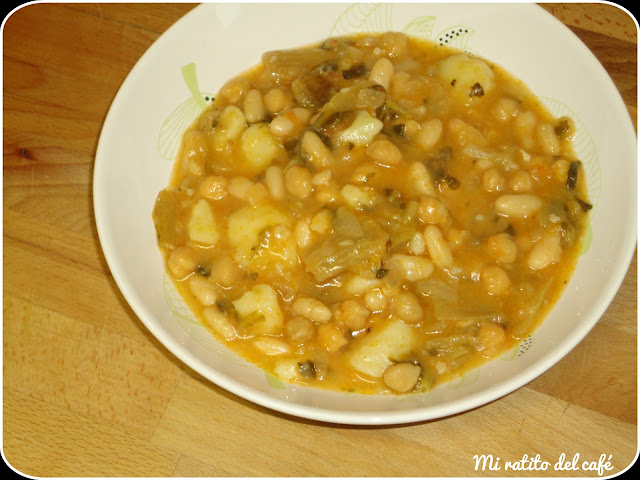 Potaje de habichuelas y garbanzos murciano