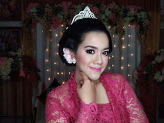 Kursus_make_up_pengantin_Surabaya