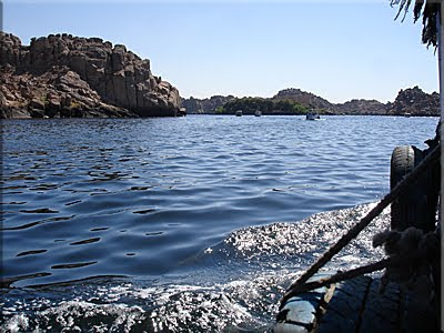 Rumbo a la Isla de Agilkía