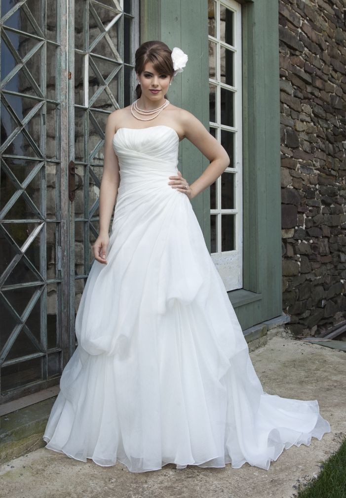 plus size wedding dresses