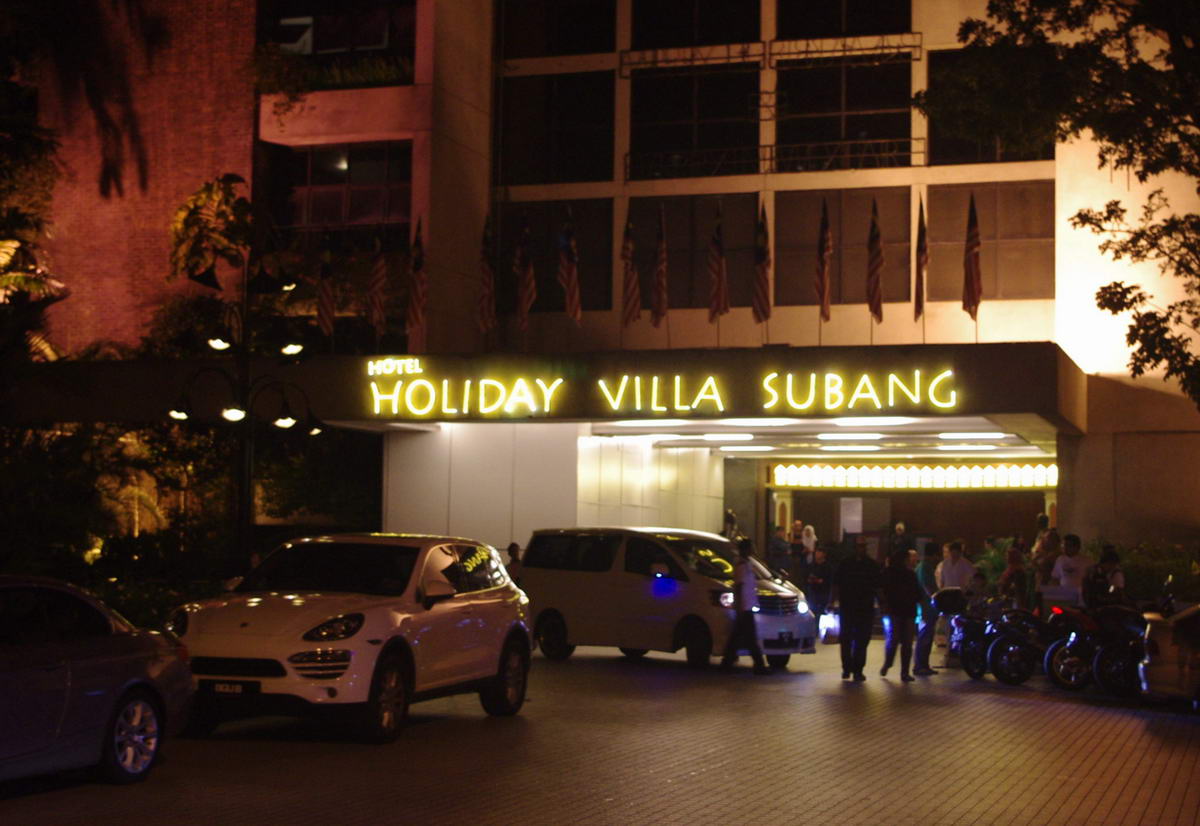 Welcome to my pleasuredome: Buka puasa Holiday Villa ...