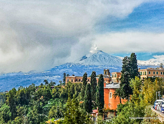 O Vulcão Etna em Taormina na Sicília