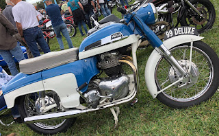 1960 Norton Model 99 Dominator.