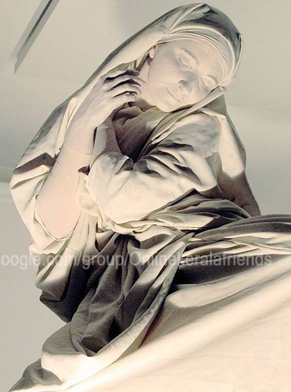 Images of Beautiful Statues 3