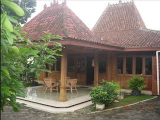 Picture of Unique Beautiful Wooden House