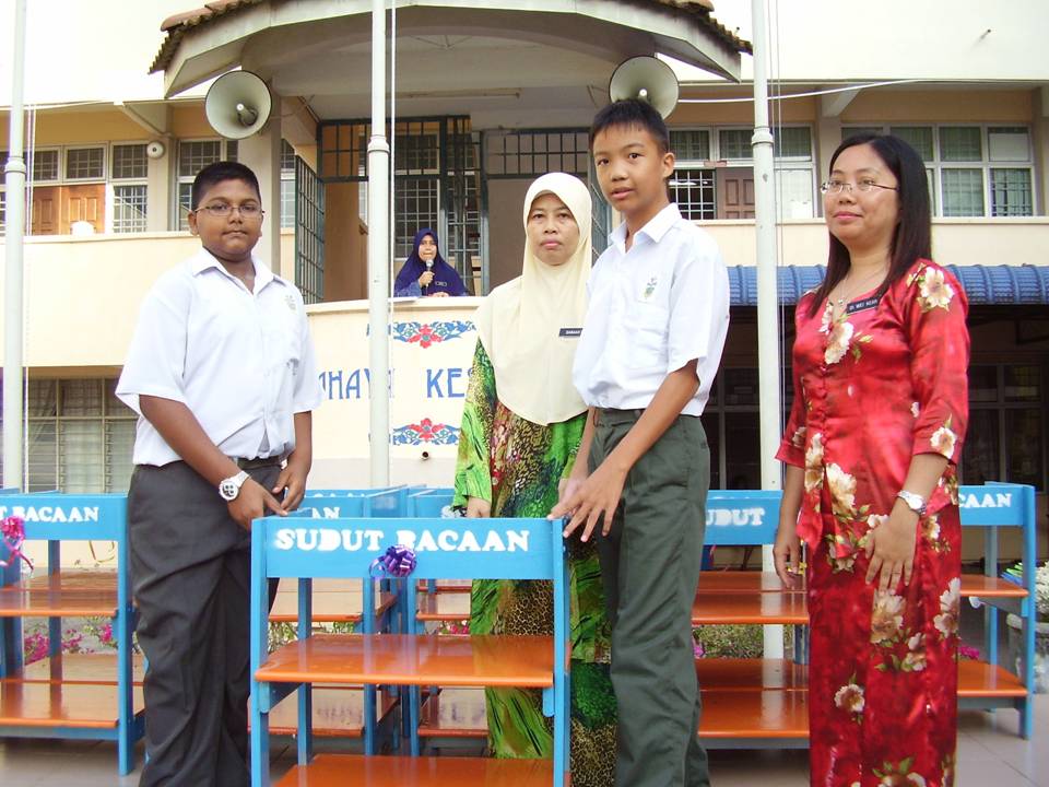 PSS SMK TAMAN SEJAHTERA PROJEK MENYIAPKAN 26 BUAH RAK  