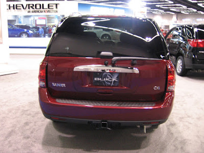 2006 Buick Rainier CXL at the Portland International Auto Show in Portland, Oregon, on January 28, 2006