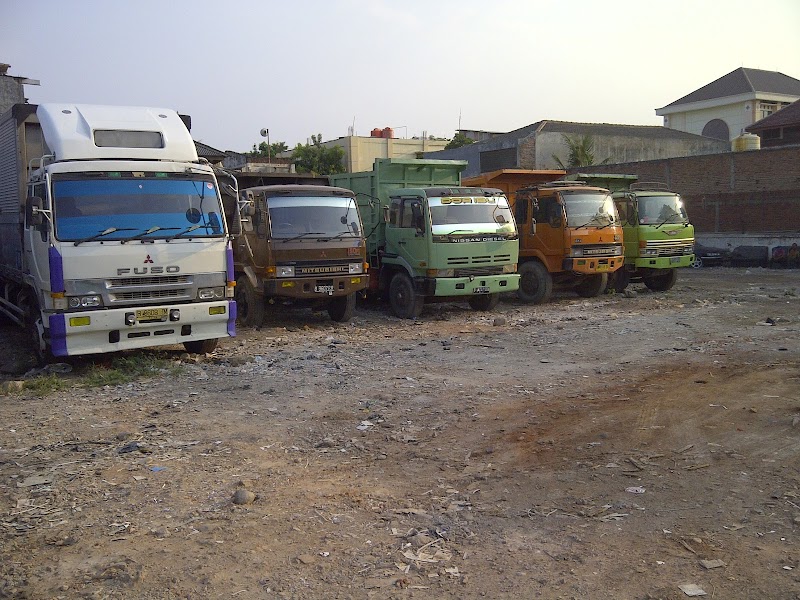 54+ Harga Truk Engkel Bekas Lombok