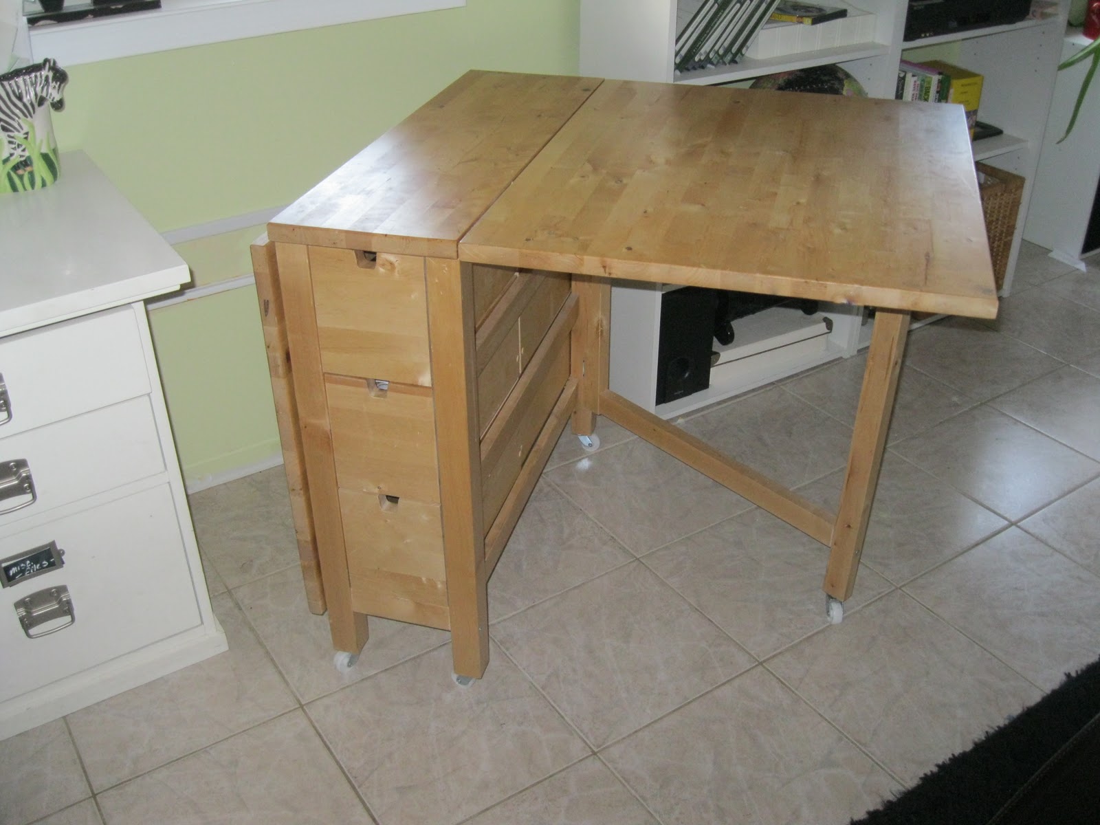 DIY Homemade puter Desk together with Easy Chicken Parmesan Casserole 