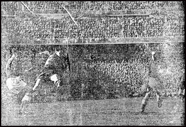 Molowny consiguió el quinto gol de un gran zurdazo. SELECCIÓN DE ESPAÑA 5 SELECCIÓN DE PORTUGAL 1. 02/04/1950. IV Copa del Mundo, Brasil 1950, fase de clasificación, partido de ida. Madrid, estadio de Chamartín. GOLES: 1-0: 11’, Zarra. 2-0: 13’, Basora. 3-0: 15’, Panizo. 3-1: 36’, Cabrita. 4-1: 58’, Zarra. 5-1: 65’, Molowny.