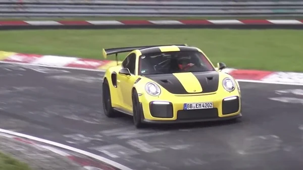 Porsche 911 GT2 RS Nürburgring