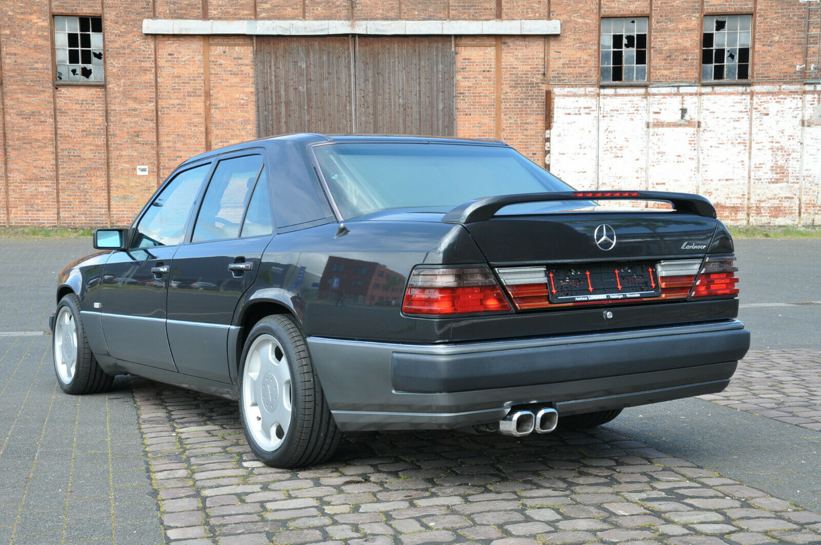 Mercedes Benz W124 300E-24V Lorinser