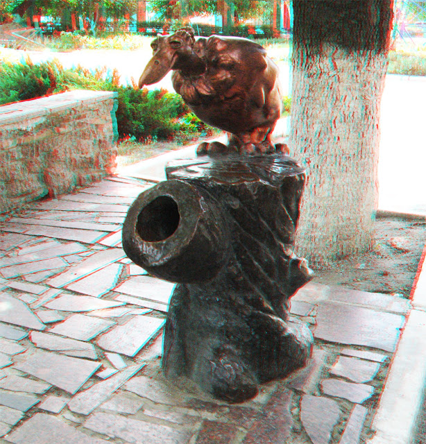 Vulture on the stump anaglyph 3D