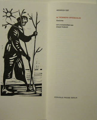  Heinrich Ost, IN TRÜMMERN SPIEGELGLAS, Gedichte, Frontispiz und Umschlag: Zoppe Voskuhl, signiert und numeriert. ISBN 978-3-91072-68-5