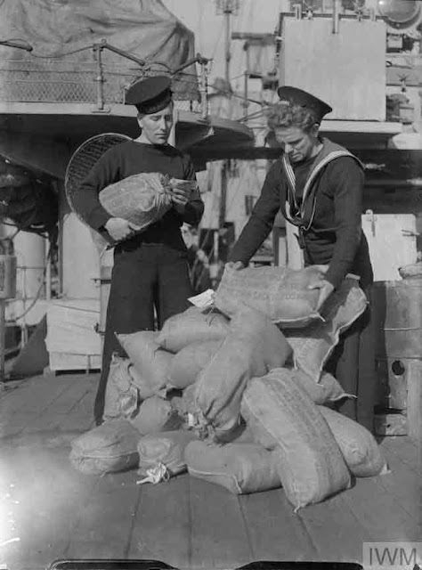 HMS Deptford comfort supplies, 21 October 1941 worldwartwo.filminspector.com