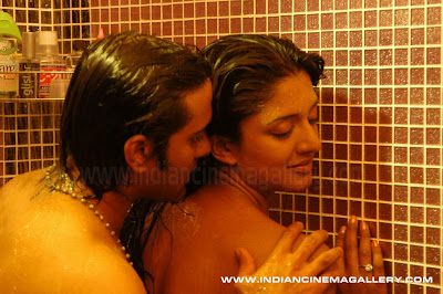 http://hotindiancouples4u.blogspot.com/