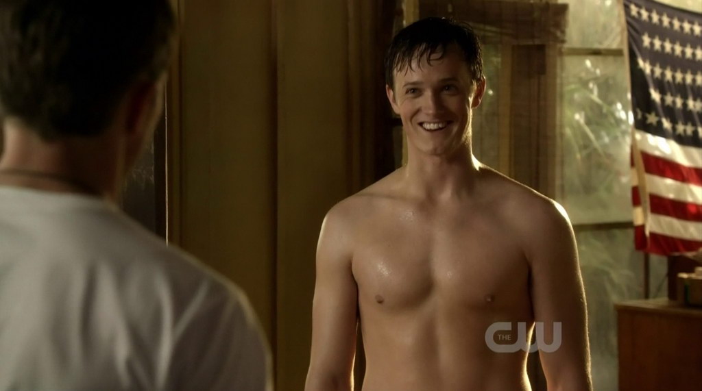 Ross Philips is shirtless in the episode Destiny and Denial of Hart of 