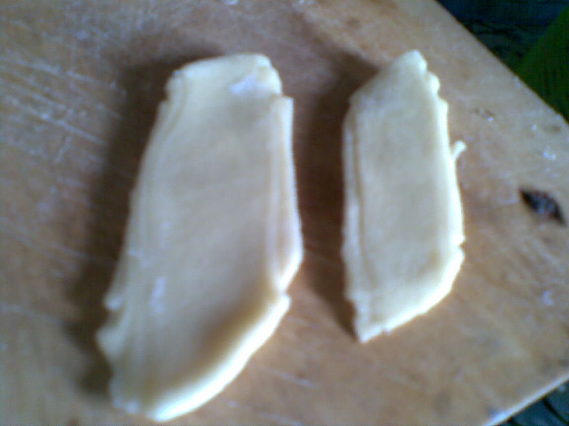 Danau kasih: resepi kuih tiram / kuih lidah buaya Danau kasih: resepi kuih tiram / kuih lidah buaya