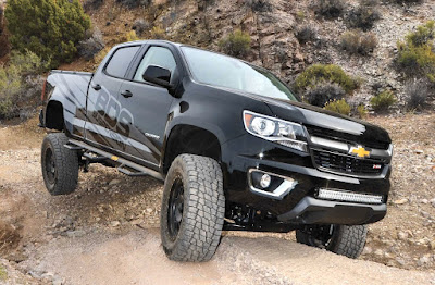  Chevrolet Colorado off road image