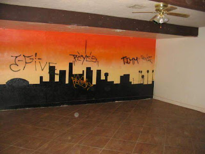 Graffiti Murals for Bedrooms City at Night