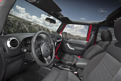2011 Jeep Wrangler Front Seats