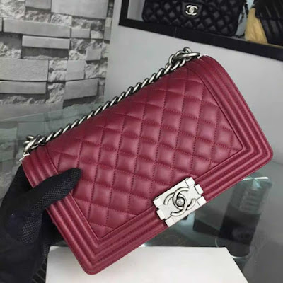 Túi xách Chanel Boy Lambskin