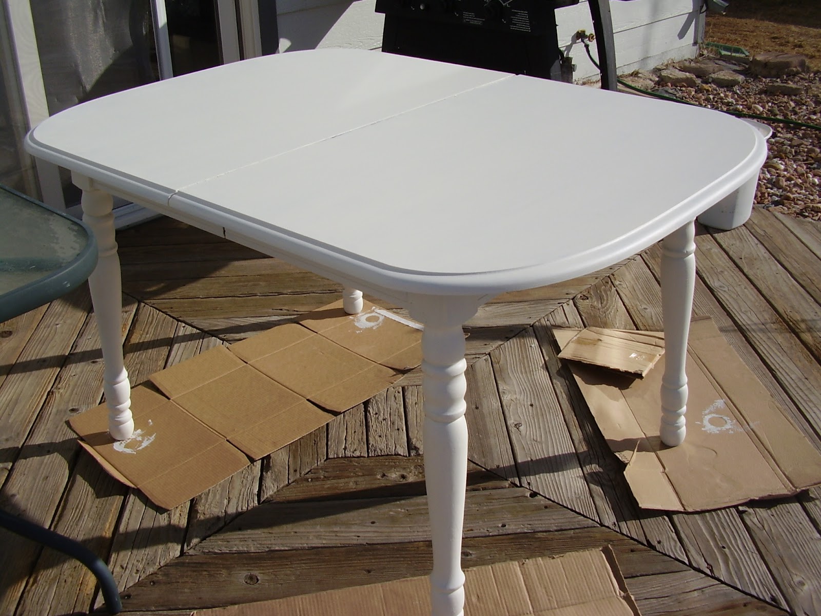 Lewisville Love: Modernize a traditional table using paint!