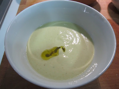 Vichyssoise with leek and broccoli