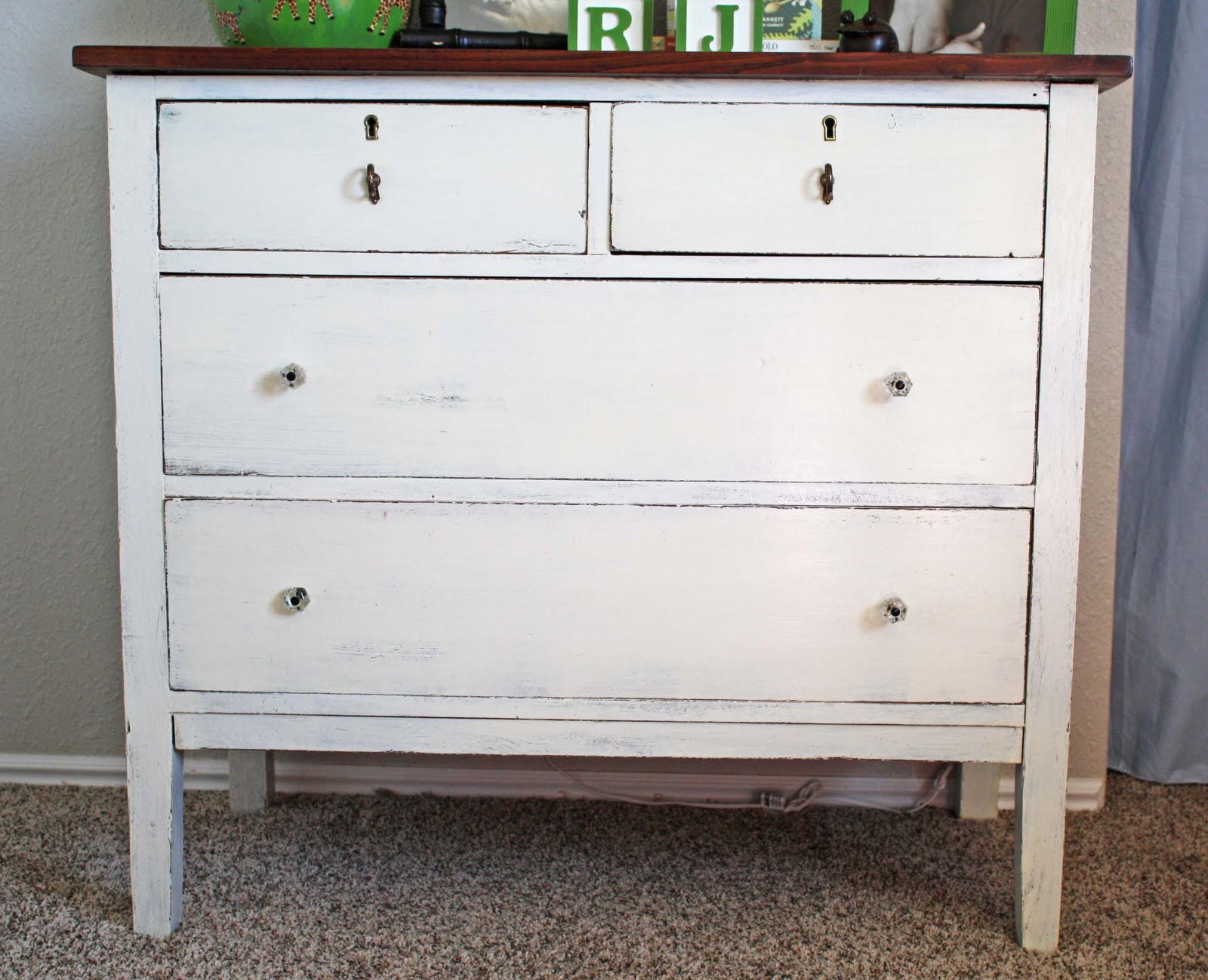 WHERE TO GET INEXPENSIVE (NOT QUOT;CHEAPQUOT;) FURNITURE (AUSTIN: SALES