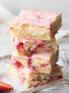  Strawberry Lemon Blondies