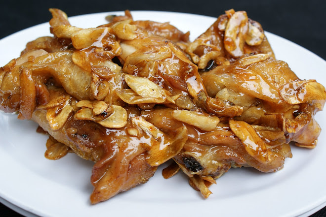 Chicken With Garlic Slices  金钱鸡