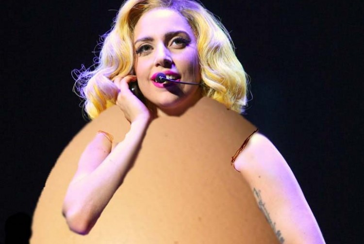 Lady Gaga Gets Egged