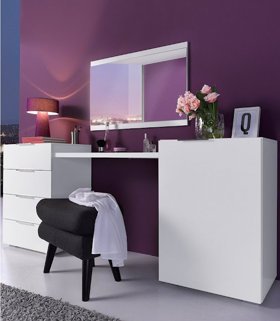 white vanity makeup table with mirror and storage drawers