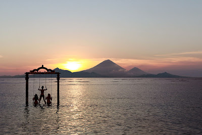 http://www.lomboksociety.web.id/2019/01/7-sunset-terbaik-lombok-yang-bikin-anda.html