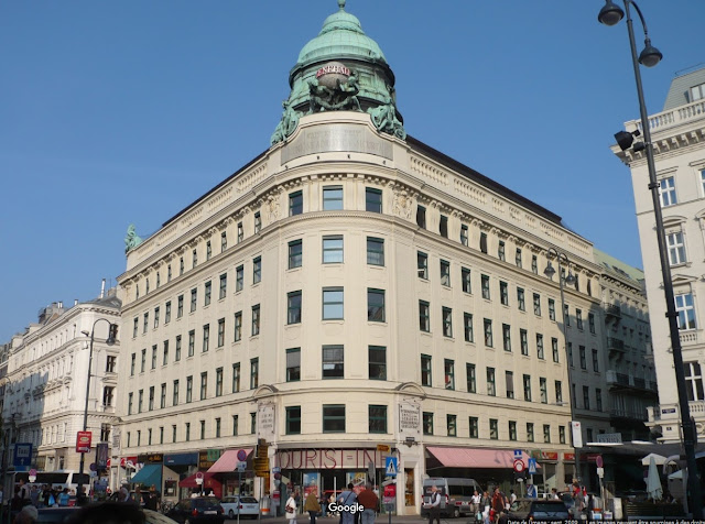 Façade de l'Office de tourisme de Vienne