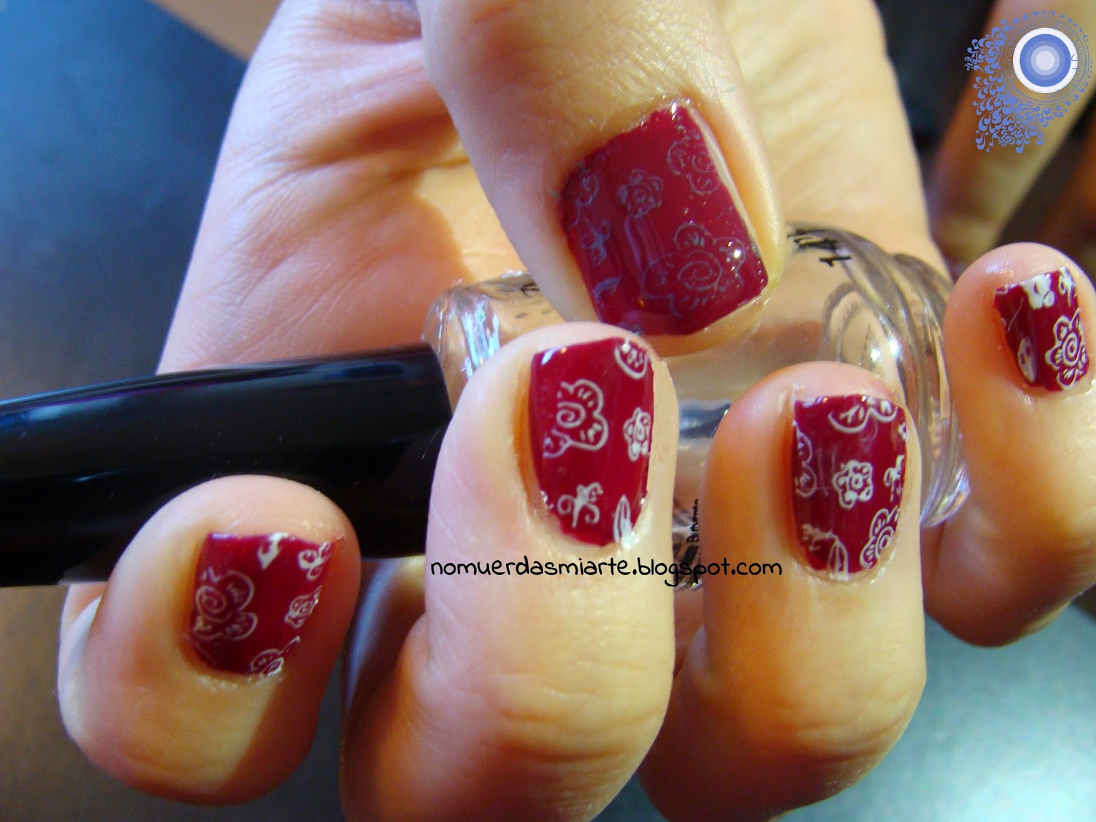 Manicura de flores