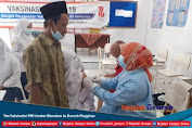 Tim Vaksinator PMI Jember Blusukan ke Daerah Pinggiran