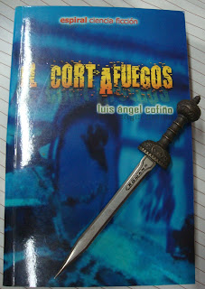 Portada del libro El cortafuegos, de Luis Ángel Cofiño