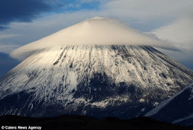 nube ovni en una motaña de rusia