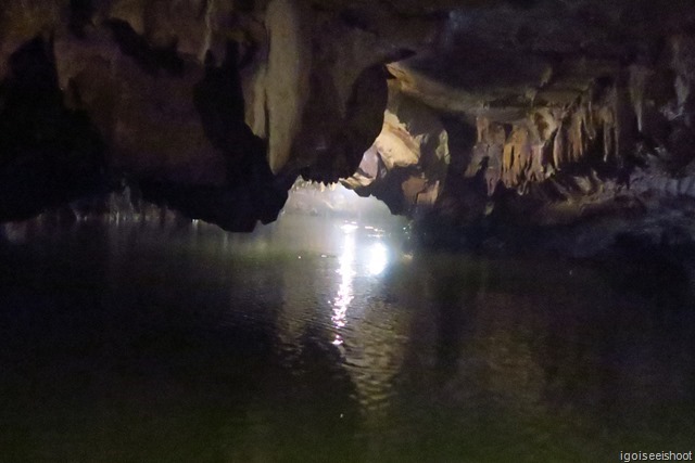 Boat ride at Trang An Eco-tourism Complex