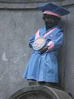 manneken pis confrerie elephant rose