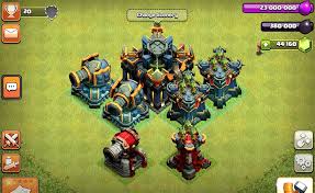 Town Hall Level 1–17 di Clash of Clans: Strategi & Perkembangan