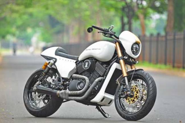 Foto Modifikasi Harley Davidson Street 500 Cruiser Jadi 