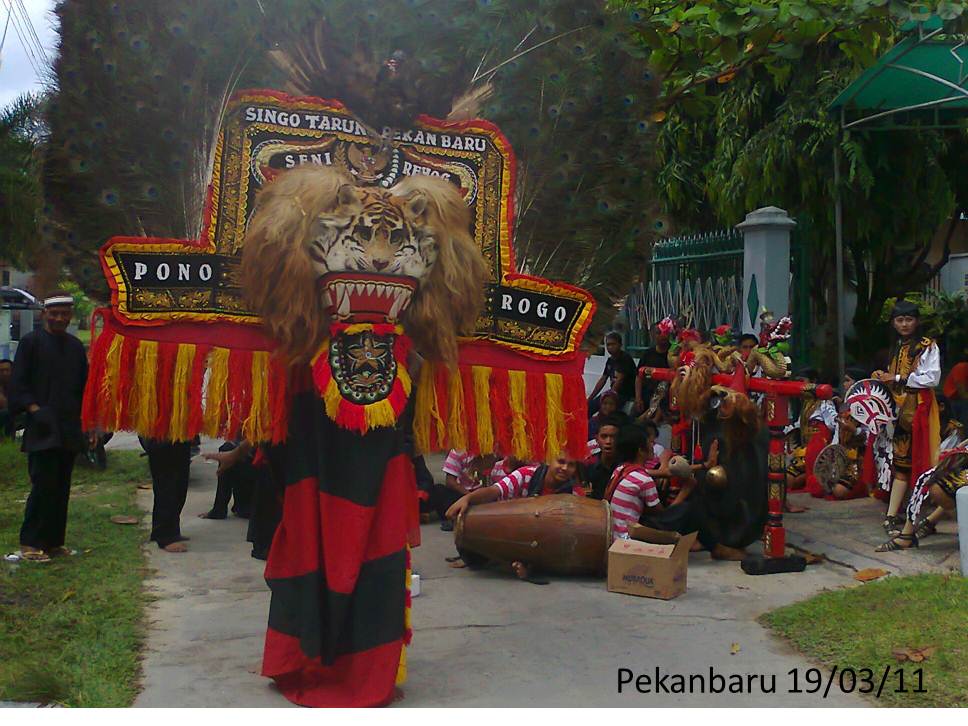 Sekedar ungkapan hati: Reog Ponorogo - Pekanbaru " Tetap 